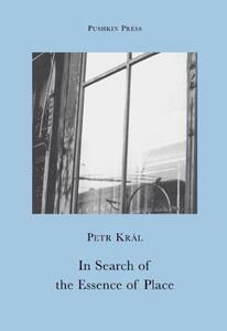 【预售】In Search of the Essence of Place
