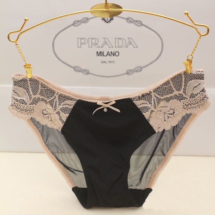 Slip jeunesse sexy en soie Ice - Ref 642812 Image 1