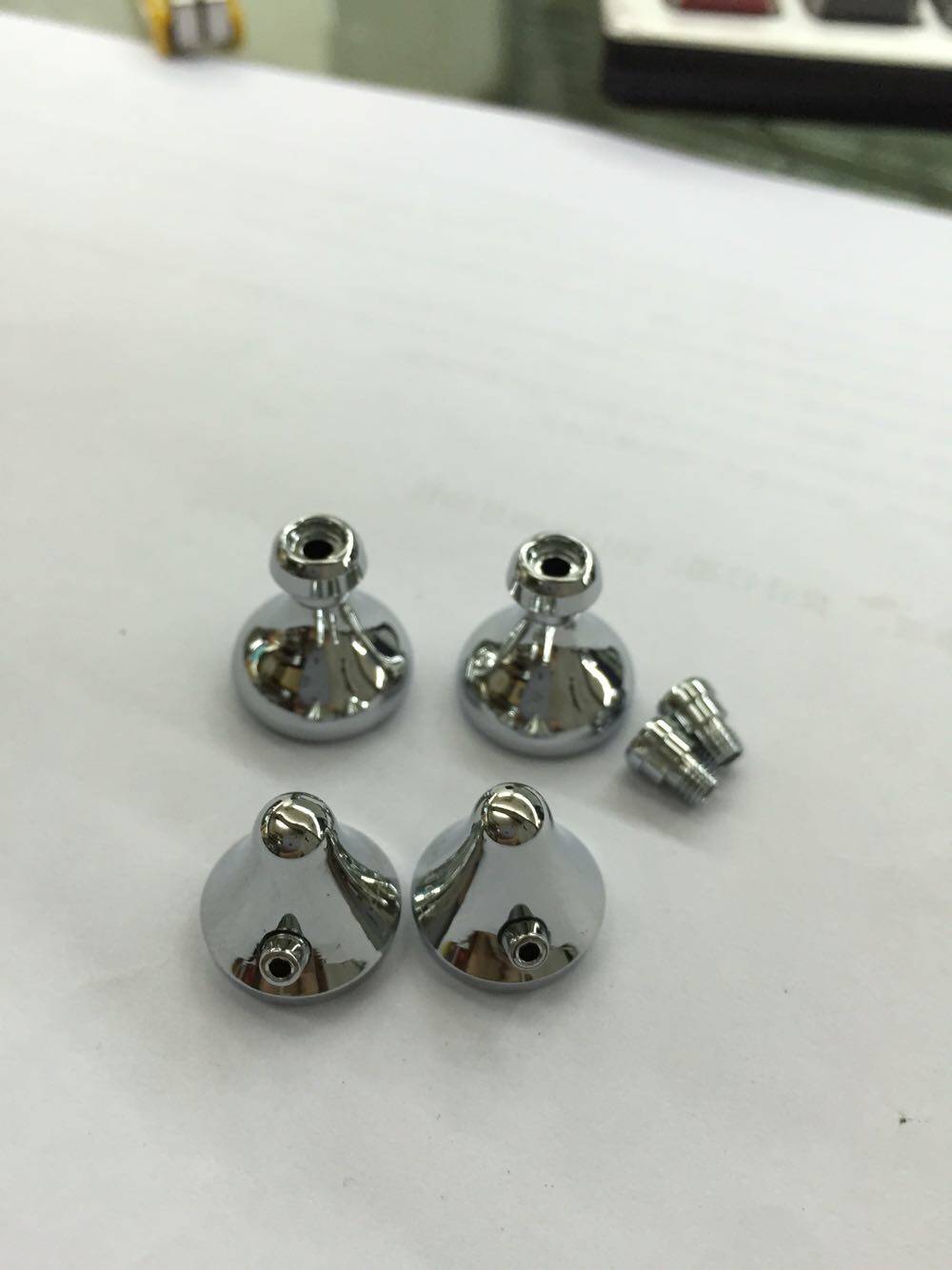 Friday金属耳机玫瑰金银色壳可装8-14.8mm单元耳塞二种不同的听法