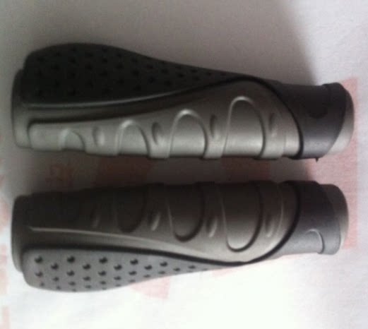 Poignées de vélo - Ref 2346999 Image 1