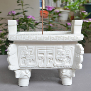 白瓷长方形鼎香炉四足四方鼎炉家用方鼎炉陶瓷供佛供奉香炉大口径