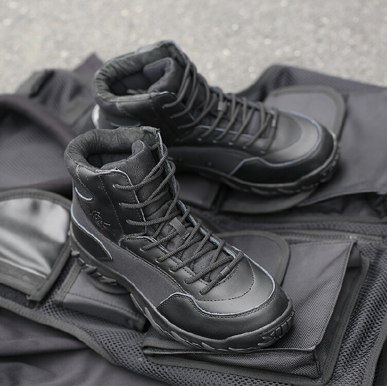 Bottes militaires C.Q.B en cuir - Ref 1402117 Image 1