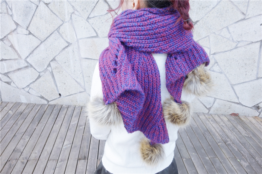 二圈半实拍清仓秋冬大毛球双色拼色杂色加厚保暖宽大毛线针织围巾