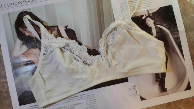 免邮大尺码文胸超薄蕾丝花边内衣胖MM无钢托内衣缩胸90CD95B100CD