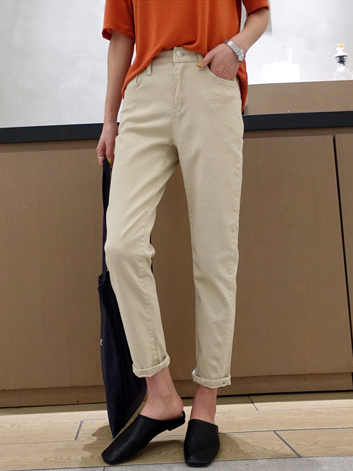 Apricot straight jeans women's high waist 2021 new spring and summer wide legs loose thin wild beige pants tide