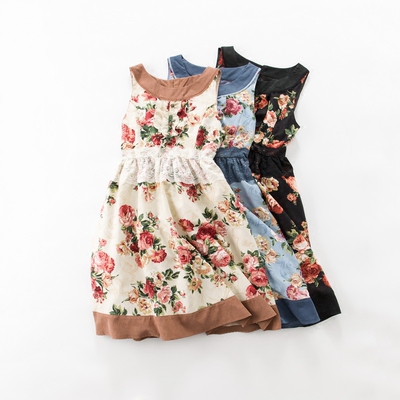 花样演绎蕾丝玫瑰花背心连衣裙