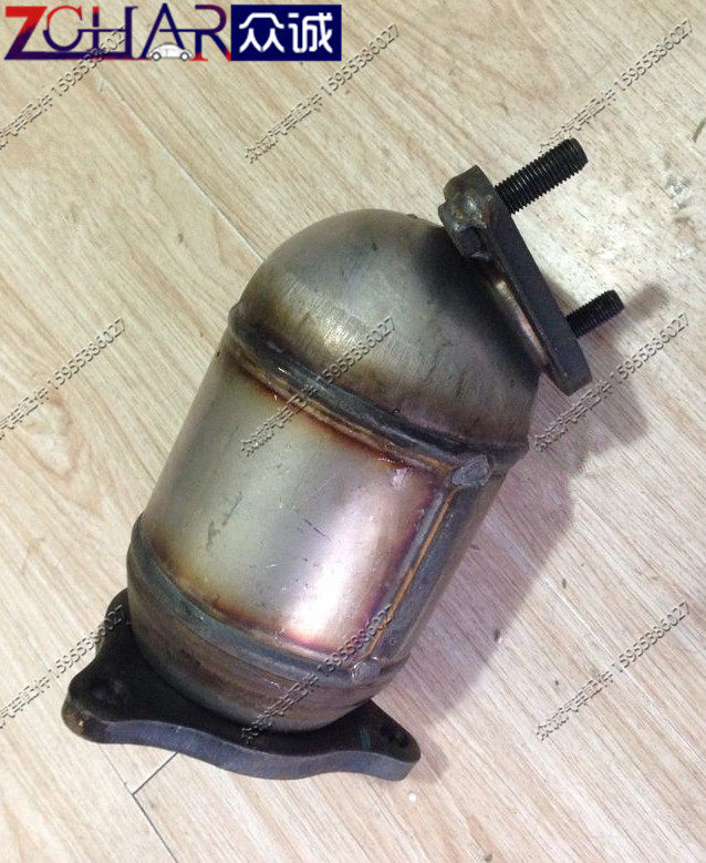 奇瑞风云2预三元催化器消声器