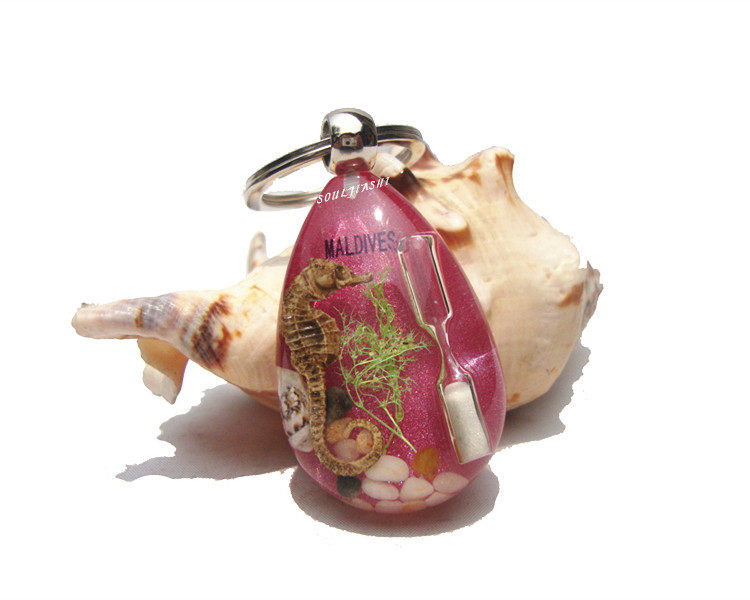马尔代夫纪念品 创意礼品水晶沙漏红色海马链钥匙链钥匙扣原单