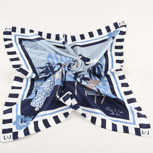 真丝斜纹绸65cm卷边中方巾