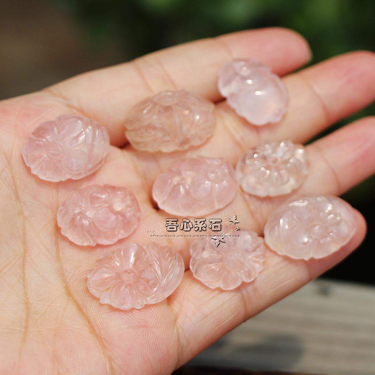 【系石苑佛珠饰品配件】六十年代老手工雕刻天然粉晶帽花背云坠子