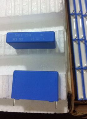 原装薄膜电容VISHAY BC 1UF 250V P22MM