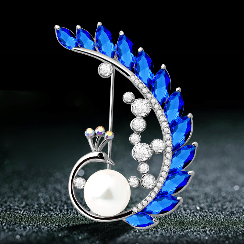 Broche femme LADY COLOUR en cristal autrichien - Ref 1172018 Image 1