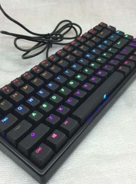 keycool 凯酷七彩背光 游戏  机械键盘 轴 87 无冲 青轴 键盘帽