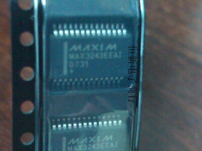 MAX3243EAI   MAX3243EEAI MAX3243CAI  MAX3243ECAI 全新 可直拍
