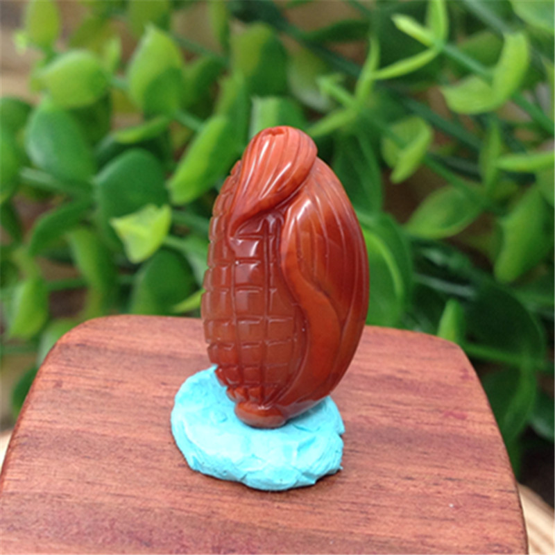 天然雕刻吊坠挂件南红玛瑙