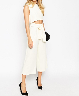 新款无袖圆领露脐年会加大宽腿裤