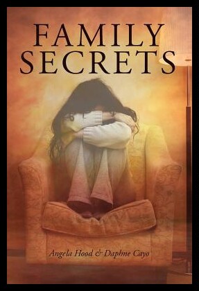 【预售】Family Secrets