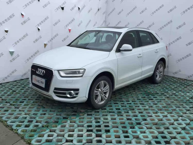 奥迪 2013年款 Q3 2.0TFSI 双离合 35TFSI 舒适型