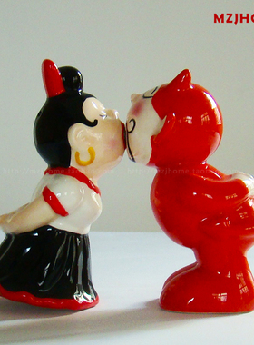 亲吻的一对情侣摆设 欧美陶瓷摆件调料瓶胡椒瓶西式餐桌装饰礼品