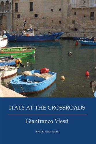 【预售】Italy at the Crossroads