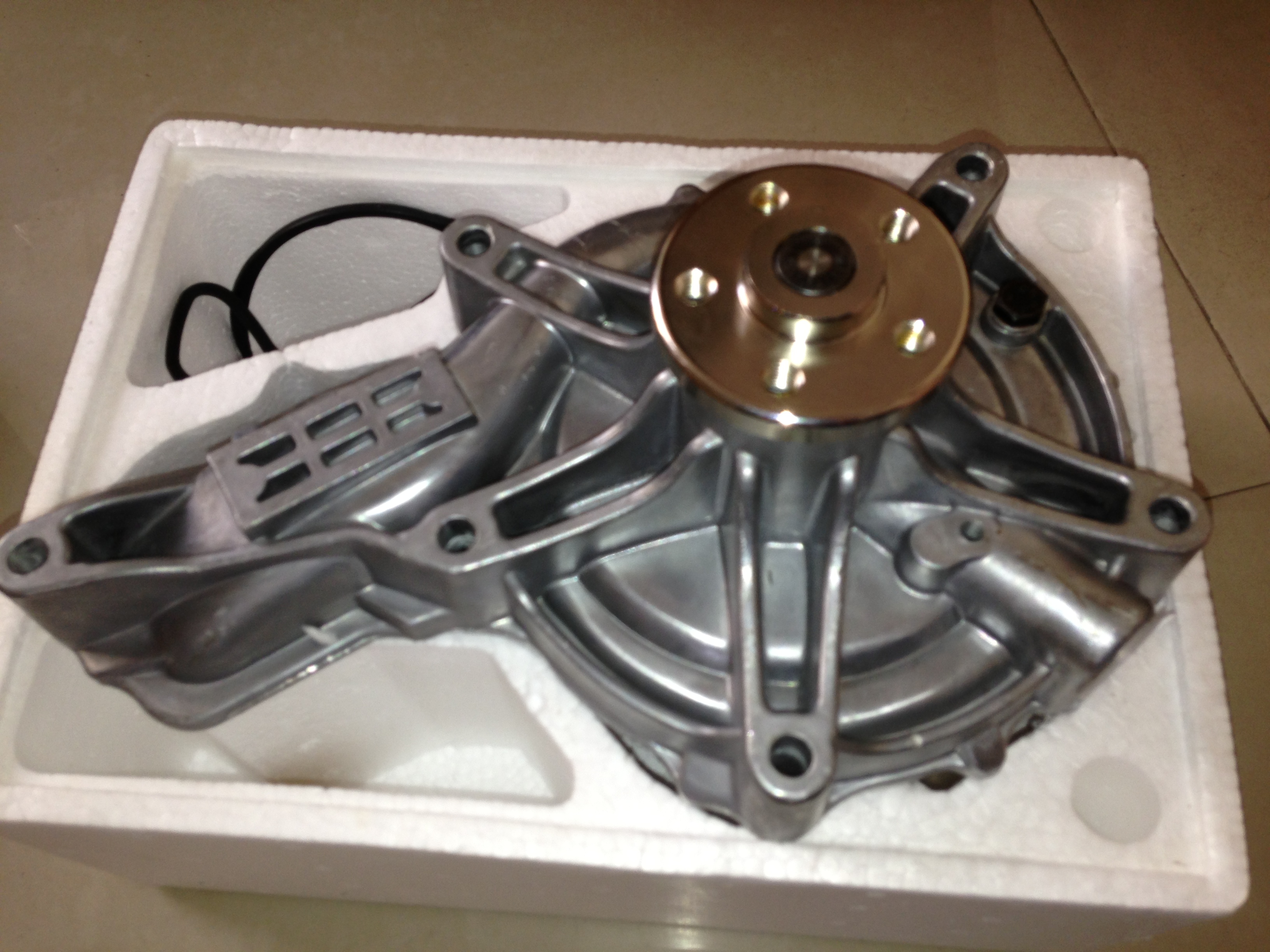 VOLVO沃尔沃挖机配件380EC480EC700水泵20505543