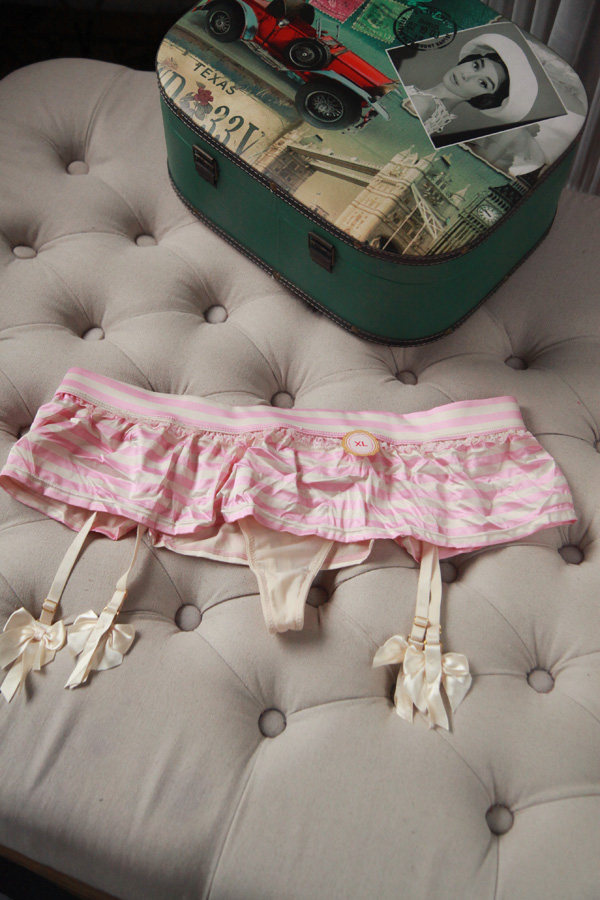 Slip sexy en nylon - Ref 652995 Image 1