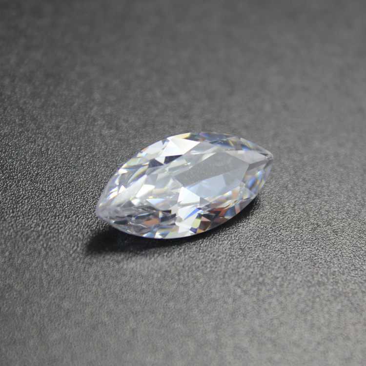 马眼形橄榄树叶镶嵌diy饰品白锆石瑞士钻宝石裸石亮闪明星杂质款