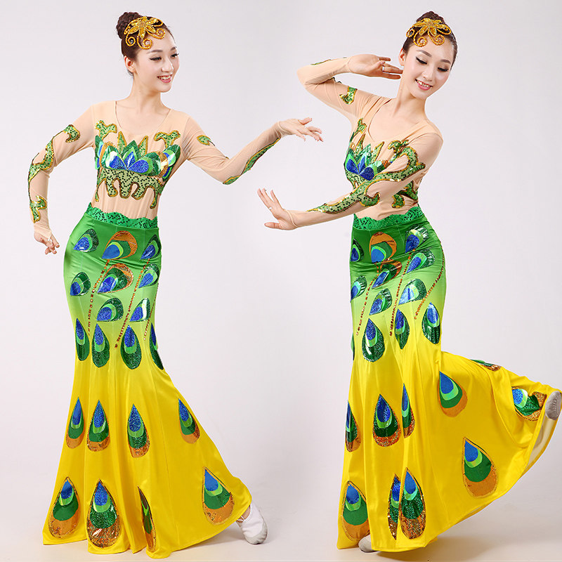 傣族演出服女少数民族孔雀舞蹈服装鱼尾裙成人新款亮片舞台表演服在类目 女装/女士精品, 唐装/民族服装/舞台服装, 民族服装/舞台装中 - 来自Buy2taobao.com提供专业的淘宝代购服务