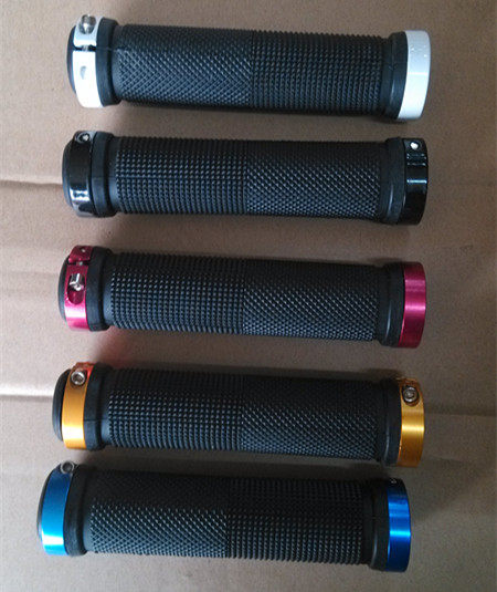 Poignées de vélo - Ref 2343959 Image 1