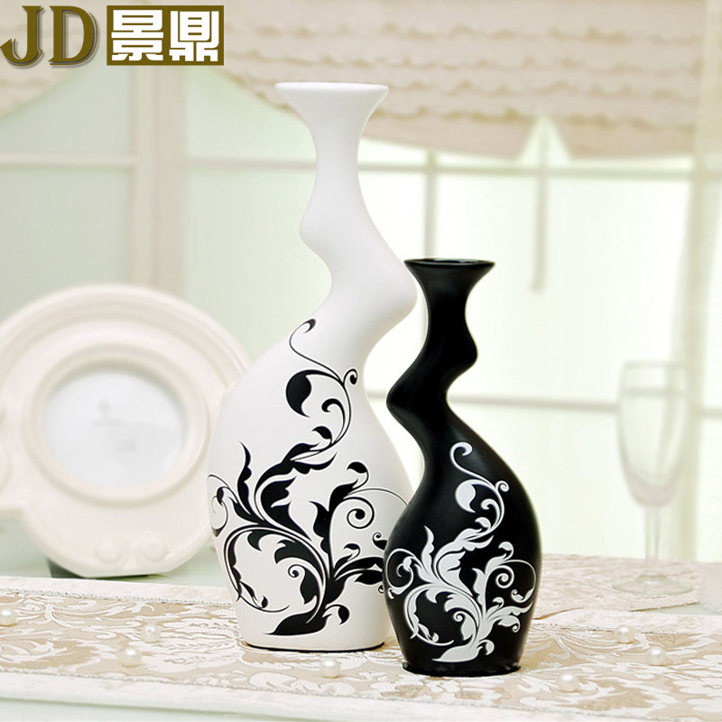景德镇家居装饰品现代工艺品客厅电视柜陶瓷花瓶黑白花插居家摆设|ruв категории Домашний быт, украшения - от Buy2taobao.com для оказания профессиональной услуги покупки агента Taobao