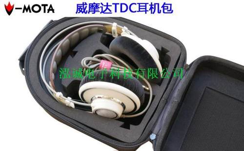 特点：1.产品全部使用环保材料，符合欧洲环保ROHS要求，让您远离重金属的污染，支持环保产品，保护环境，共建美好家园；2.产品为硬壳设计，抗压；奢华高端大气，能有效果保护产品；3.产品表面是防水材料制造，能防水和方便清洁护理（市场上很多布面材质的包包不容易彻底清洁，容易滋生细菌）