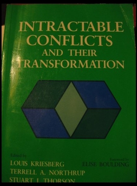 【预售】Intractable Conflicts and Their: Transformation