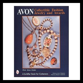 【预售】Avon Collectible Fashion Jewelry& Awards