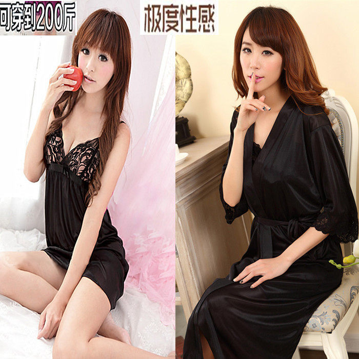 Peignoir jeunesse Sexy femme dans un peignoir - Ref 599763 Image 1