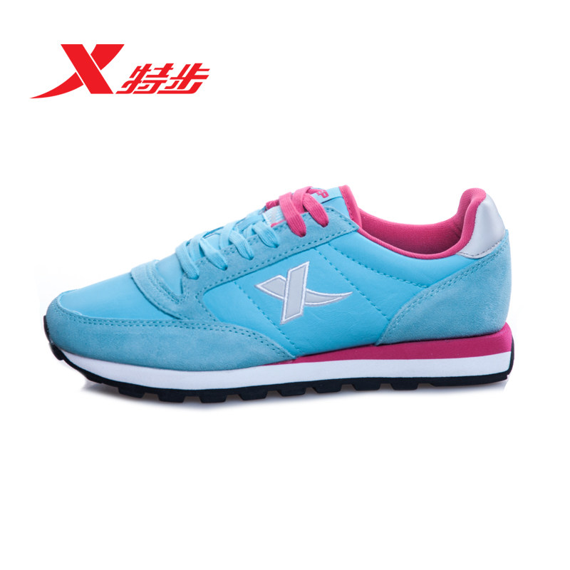 特步正品休闲女鞋2015冬季新热卖款超轻真皮运动旅游跑步鞋潮特价