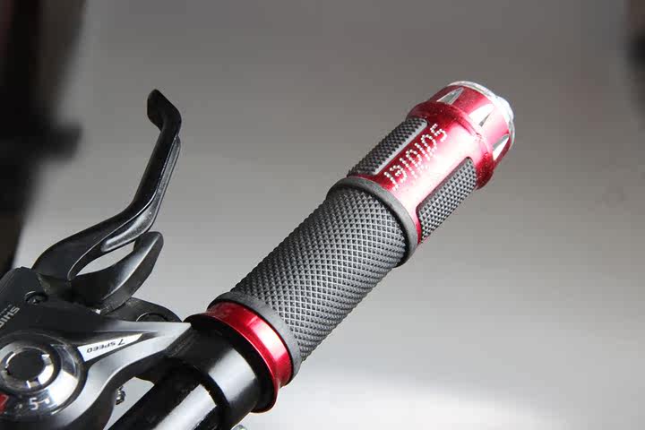 Poignées de vélo - Ref 2338094 Image 1