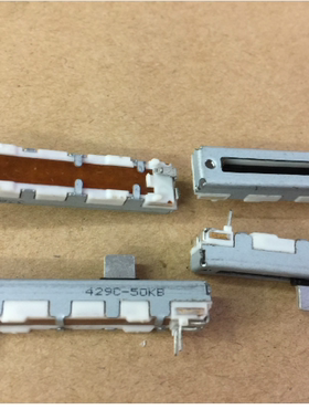 日本ALPS阿尔卑斯RS301111J00R推子4.5公分滑动电位器B50K轴长5mm