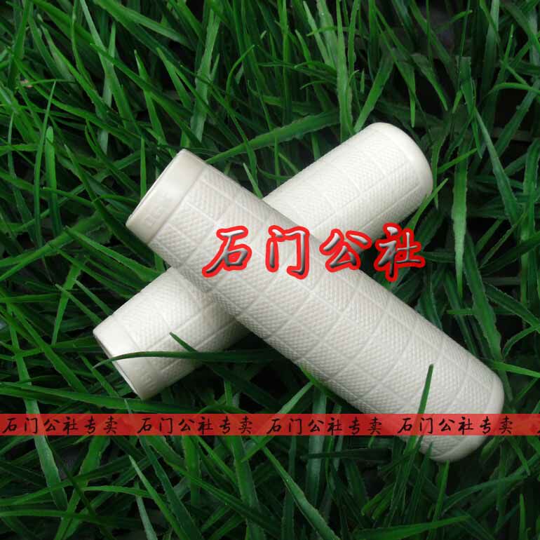 Poignées de vélo - Ref 2348555 Image 1