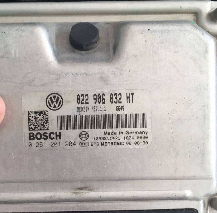 适用于大众辉腾ECU电脑板 906 032 HT BT 拆车