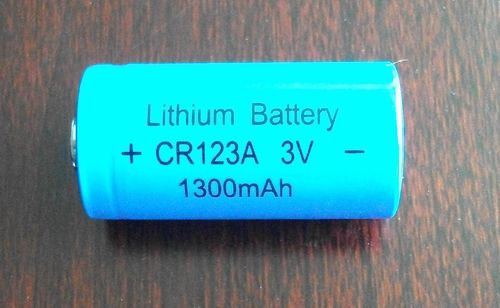 锂电池 CR123A  16340 1300MAH 高容量 3V 一次性手电筒电池