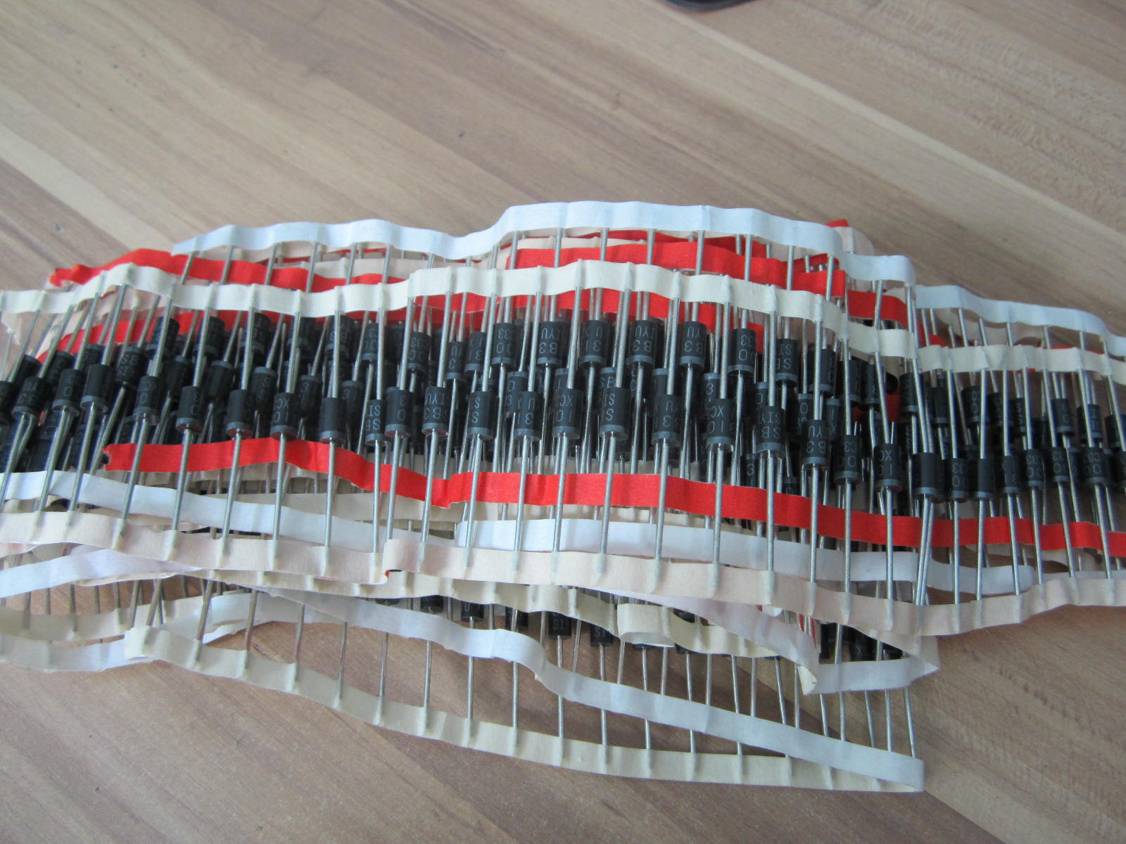 肖特基二极管 SR3100 SB3100 3A/100V DO-41 原装