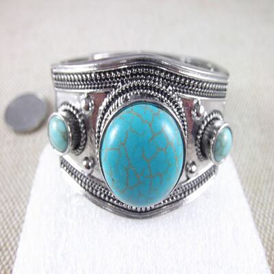 微瑕欧美流行夸张裂纹时尚女偏小