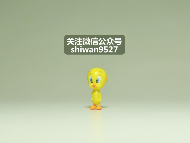 ÃÔÄãħ ÃÀ¹úÕý°æÃ¨ºÍÀÏÊóÖгԲ»Á˵ÄС»Æ¼¦ 2cm ¿É·ÅÏÔʾÆ÷ÉÏ