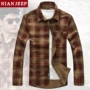 Jeep Shield Men Áo dài tay nam mùa xuân mới Cotton kẻ sọc Thanh niên Áo khoác nam giản dị Áo sơ mi nam lỏng lẻo - Mùa xuân áo sơ mi đen nữ