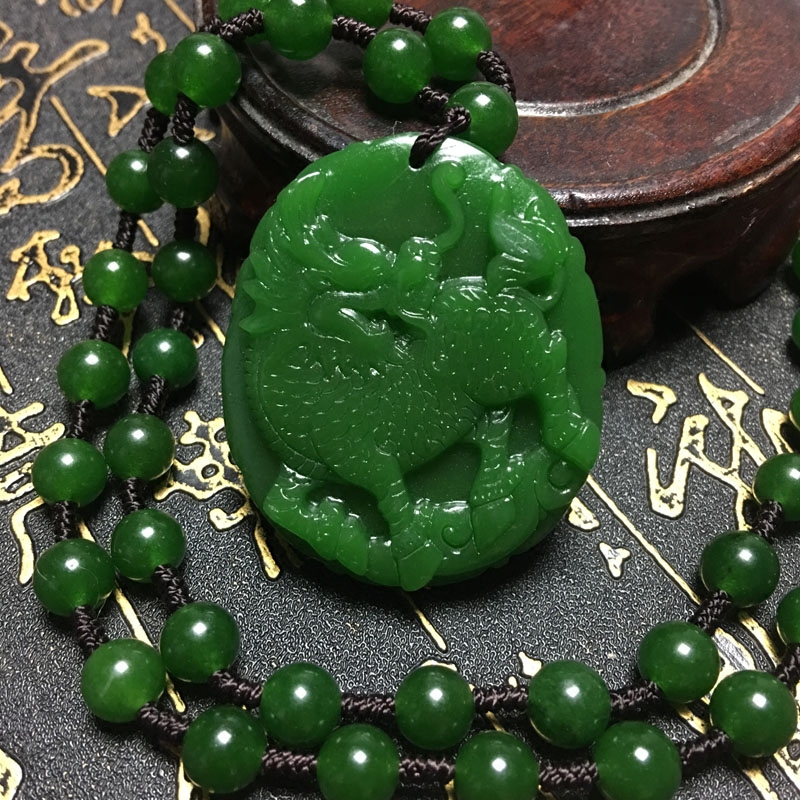 台湾菠菜绿麒麟证书吊坠送子玉佩