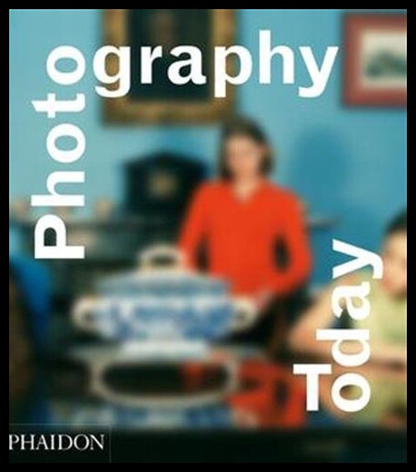 【预售】In the Moment, A History of Contempora