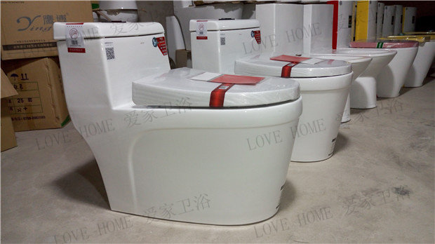 马桶坐便器牌 虹吸式 节水抽水 优等品