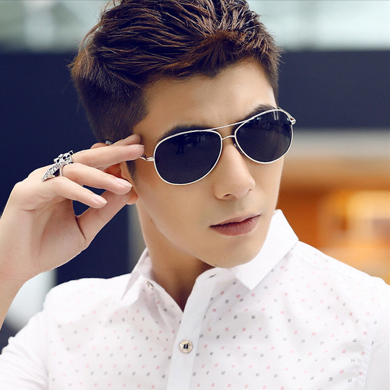 时尚男神潮男帅气休闲高清偏光炫彩太阳眼镜经典款开车墨镜蛤蟆镜