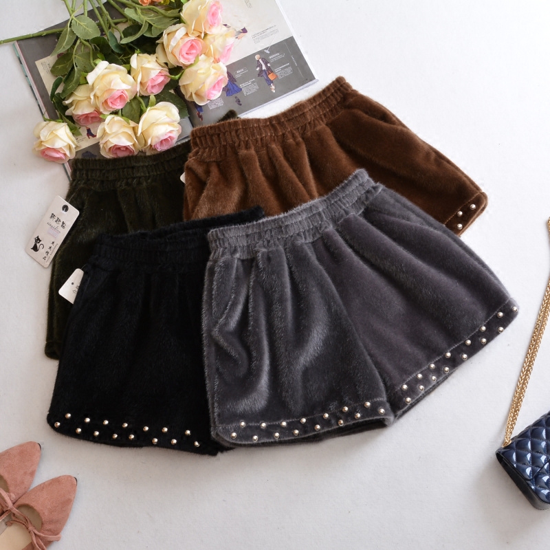 金丝绒钉珠时尚短裤秋冬韩版女士显瘦靴裤2022新款阔腿裤高腰裤子