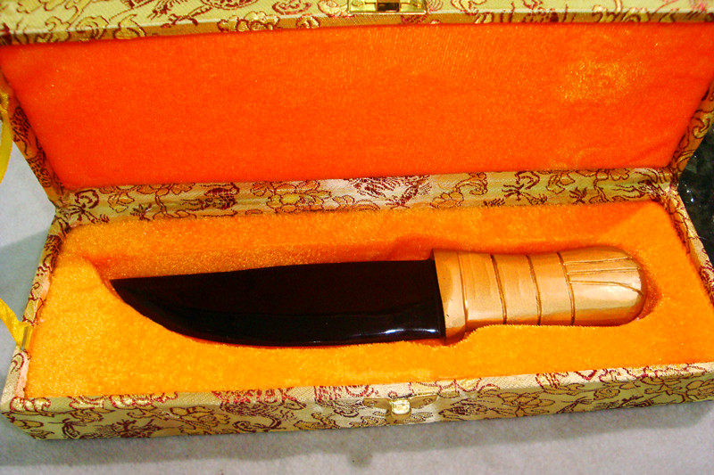 natural jade Pure handwork Manufacture Obsidian stone knife Dagger The knife has not been opened. Jin Yao stone knife Raw materialsin the Accessories/Fashion Jewelry, Decoration  category - from Buy2taobao.com to provide professional Taobao agent buy service